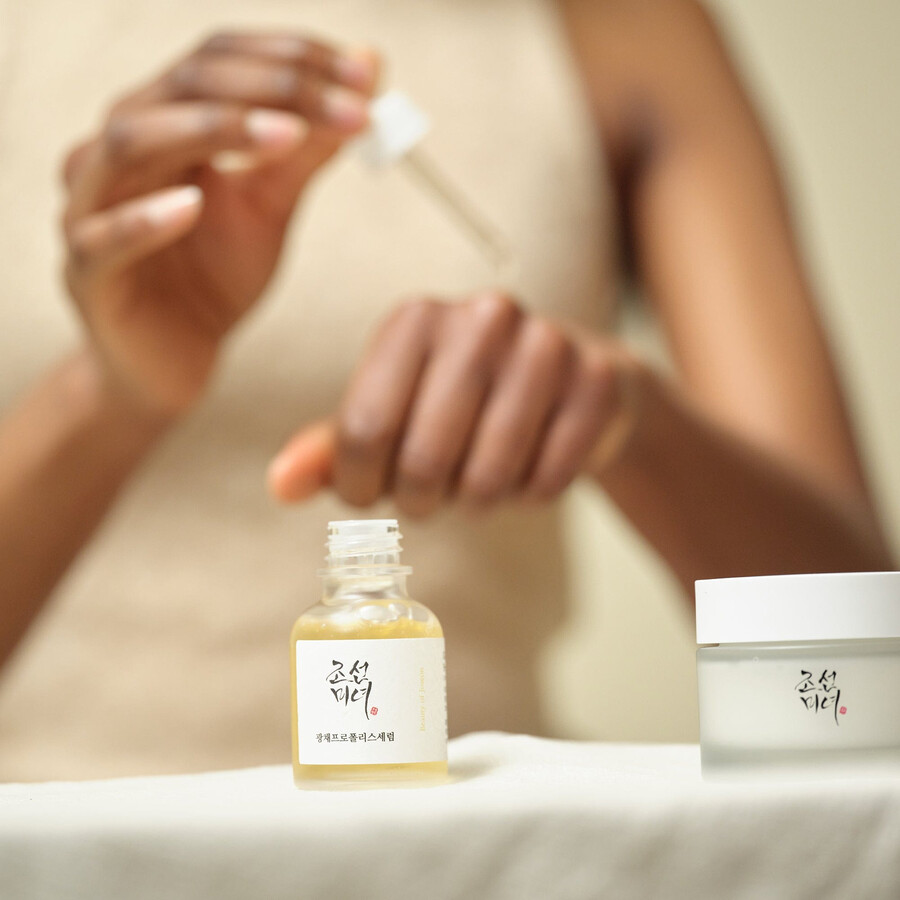 sérum éclat propolis niacinamide pour une peau lisse et éclatante